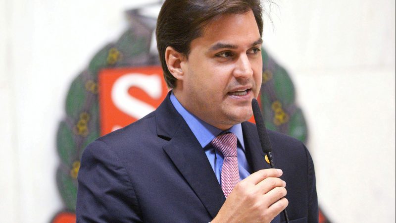 O deputado Frederico D'Avila quer isenção de ICMS para carro de policiais civis, militares, bombeiros, agentes penitenciários e professores