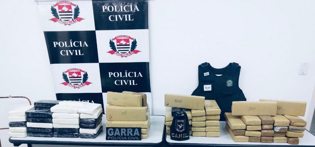 Cerca de 100 tijolos de maconha e cocaína apreendidos pela polícia durante operação em Campinas