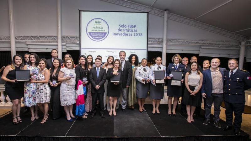 Estão abertas as inscrições para o Selo do Fórum Brasileiro de Segurança Pública, que neste ano premiar trabalhos de enfrentamento a violência contra mulher