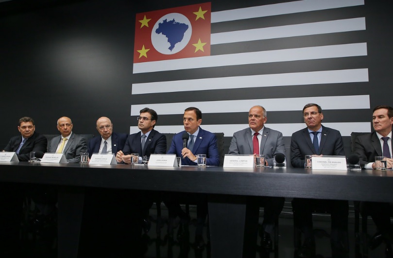 O reajuste vai ficar em 5% a partir de janeiro e vale para os policiais militares, civis e técnico-científicos, agentes de segurança penitenciária e de escolta e vigilância penitenciária