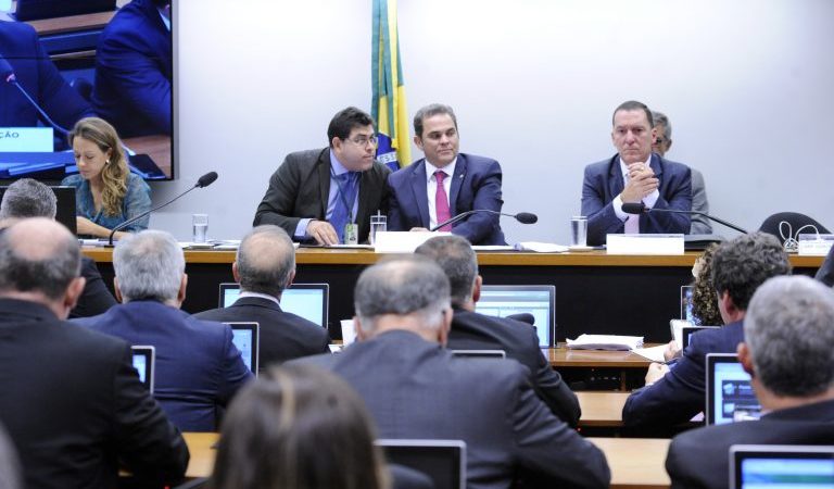 Os militares dos Estados ainda aguardam a análise do seu projeto de reforma da previdência, que tramita em paralelo na Câmara Federal