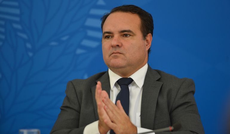 Ex-Secretário-geral da Presidência da República será o novo Ministro da Justiça substituindo Sergio Moro, que se demitiu sexta-feira