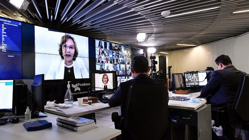 Policiais estão na lista de profissionais que terão prioridades nos testes contra o Covid-19 segundo projeto aprovado no Senado