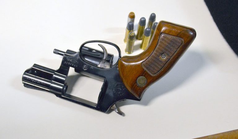 A ingestão de bebida alcoólica ou o uso de substância psicoativa poderá ser verificada por meio de testes periódicos