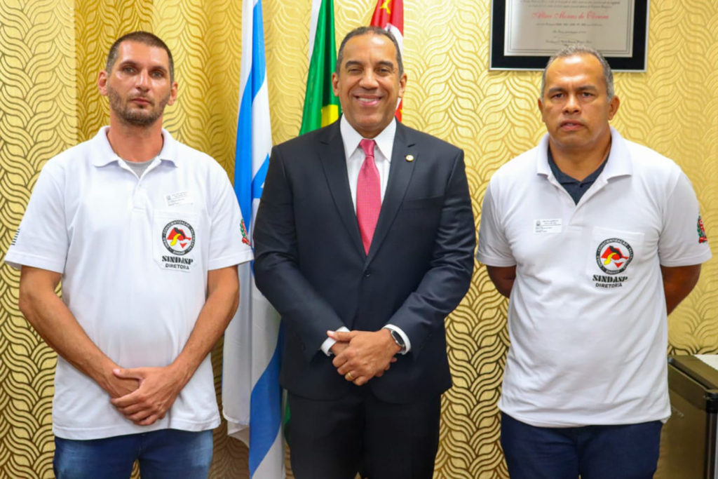 Caberá à nova polícia, vinculada à Secretaria da Administração Penitenciária, a responsabilidade pela segurança dos estabelecimentos prisionais do Estado