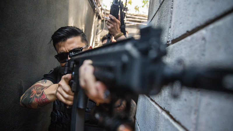 O texto mantém vedações que poderão congelar vencimentos e a criação de novas vagas por até 15 anos