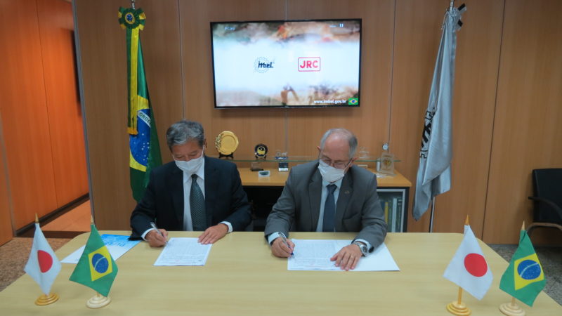 A reunião teve como objetivo tratar da assinatura do Termo de Cooperação Técnica, Industrial e Comercial entre a IMBEL® e a JRC