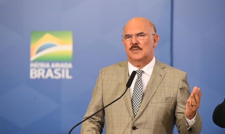 "Estamos antecipando a meta que seria alcançada somente em 2023, e teremos 216 escolas cívico-militares até o final de 2022", afirmou o ministro da Educação, Milton Ribeiro